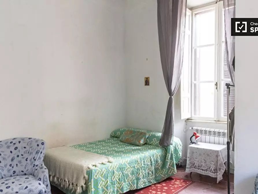 Immagine 2 di Camera condivisa in affitto  in Via Giovanni Amendola a Roma