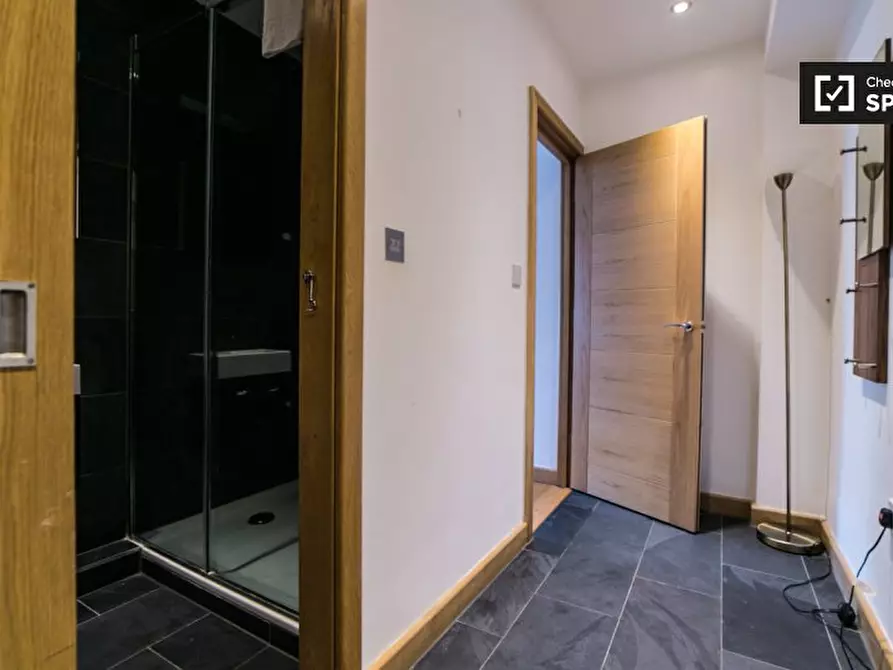 Immagine 11 di Ufficio in affitto  in Flat 4B, 5 New Bridge St, London EC4V 6AB a 