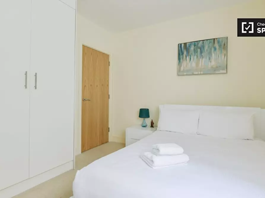 Immagine 13 di Appartamento in affitto  in Lanterns Way, Isle of Dogs, London E14 9JH, UK a Poplar