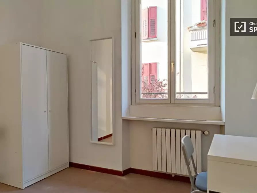 Immagine 4 di Camera condivisa in affitto  in Via Anton Giulio Barrili a Milano