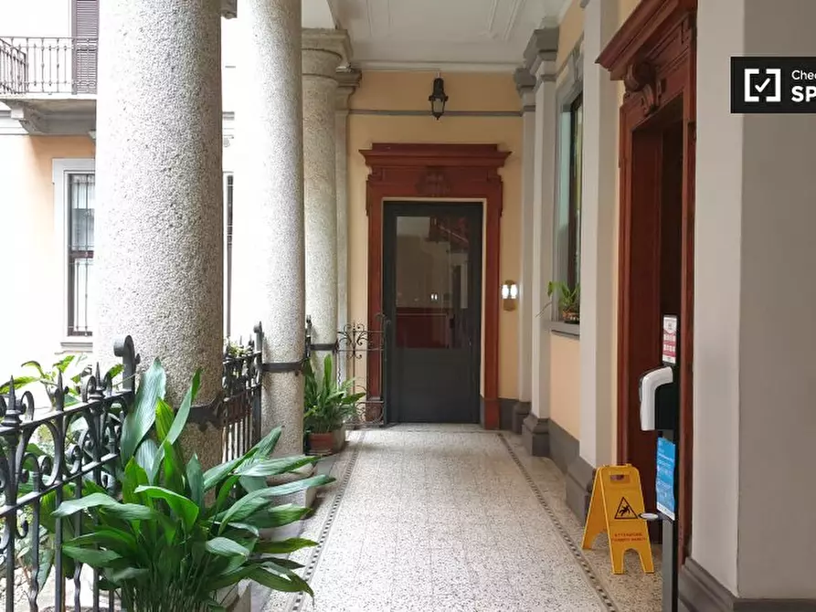 Immagine 15 di Ufficio in affitto  in Viale Gian Galeazzo a Milano