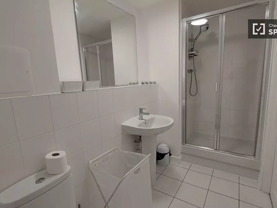 Immagine 12 di Camera condivisa in affitto  in Unit a Poplar