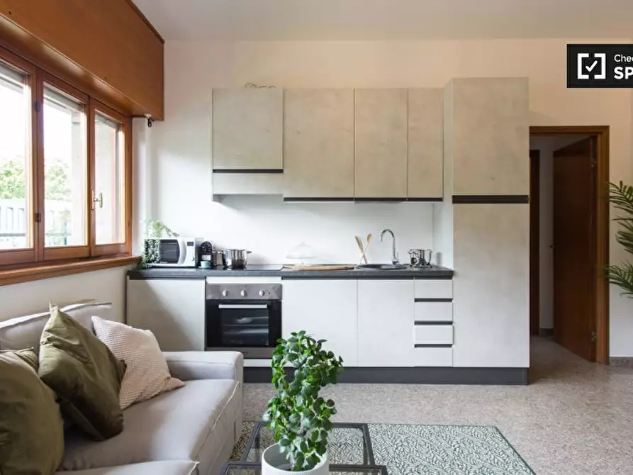 Immagine 8 di Camera condivisa in affitto  in Via Toce a Milano