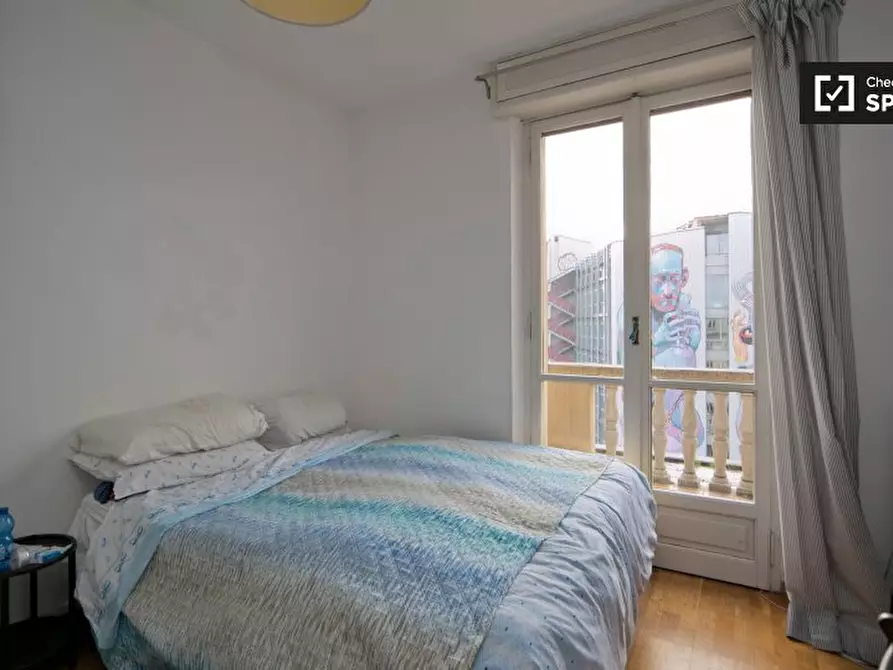 Immagine 2 di Camera condivisa in affitto  in Corso S. Maurizio a Torino