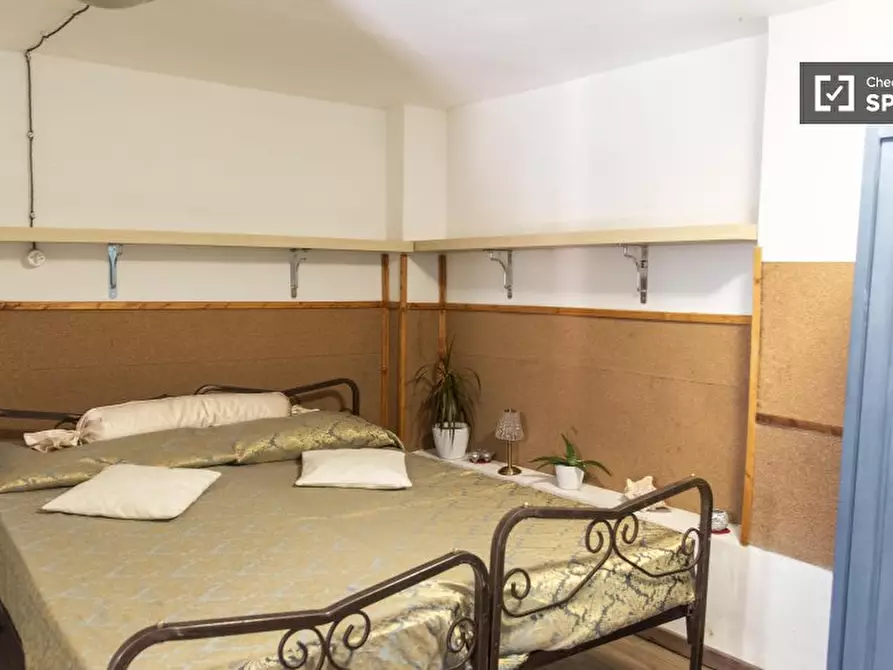 Immagine 1 di Camera condivisa in affitto  in Via Cesare Bazzani a Roma