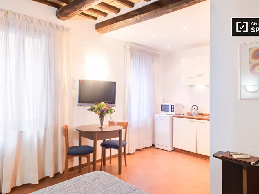 Immagine 5 di Ufficio in affitto  in Via Zucchelli a Roma