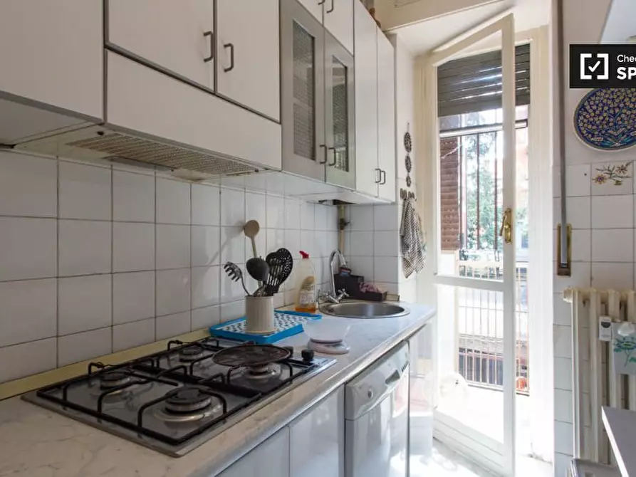 Immagine 5 di Camera condivisa in affitto  in Via Carnia a Milano