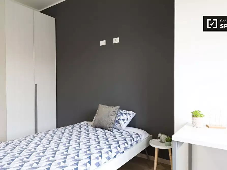 Immagine 3 di Camera condivisa in affitto  in Via Leopoldo Cicognara a Milano