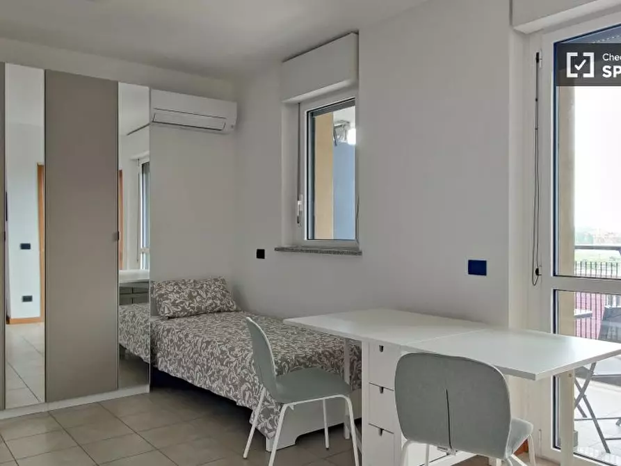 Immagine 5 di Appartamento in affitto  in Via Enrico Cosenz a Milano