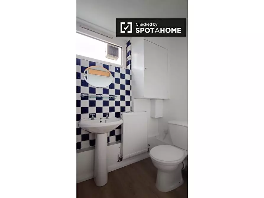 Immagine 11 di Camera condivisa in affitto  in Evenwood Cl a Wandsworth