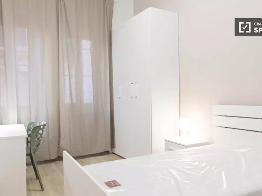 Immagine 17 di Camera condivisa in affitto  in Viale Parioli a Roma