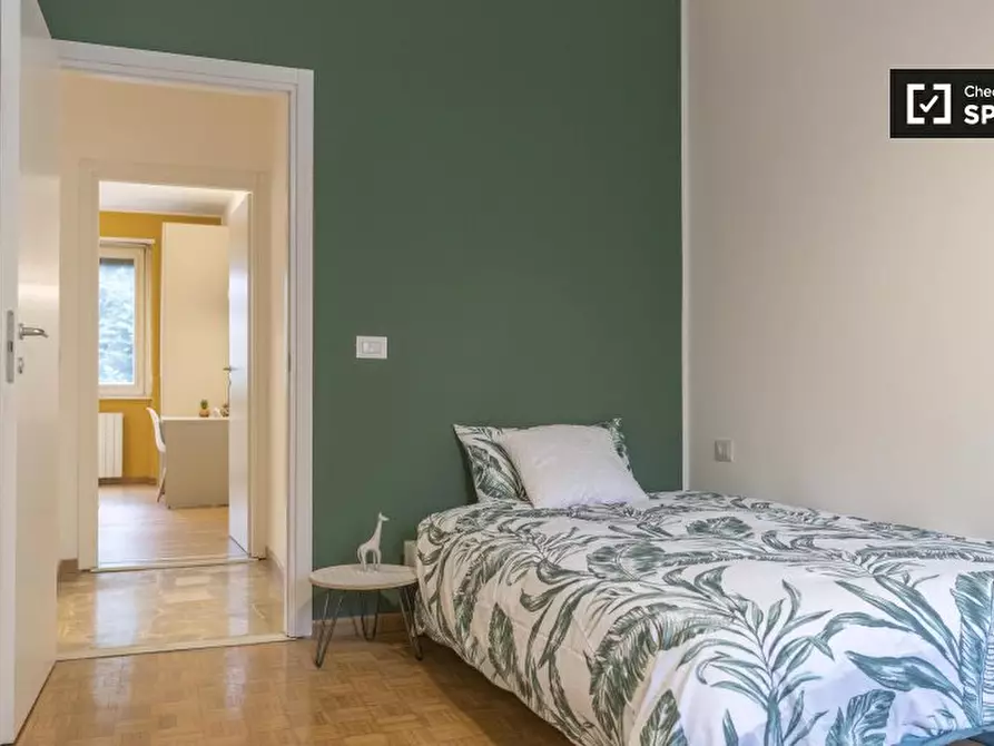 Immagine 2 di Camera condivisa in affitto  in Via Savona a Milano