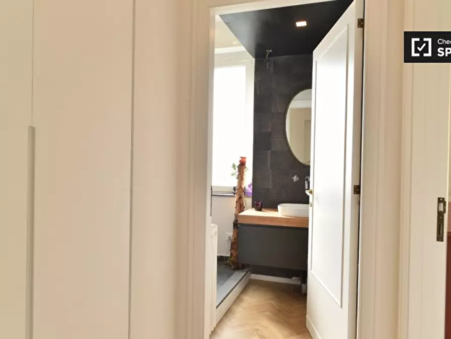 Immagine 19 di Appartamento in affitto  in Via Fra Mauro a Roma