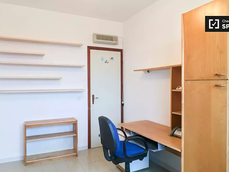 Immagine 15 di Appartamento in affitto  in Via Cechov a Roma