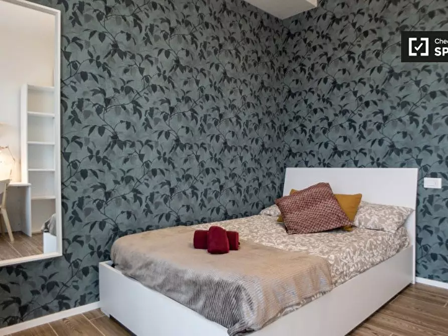 Immagine 2 di Camera condivisa in affitto  in Via Giacomo Antonini a Milano