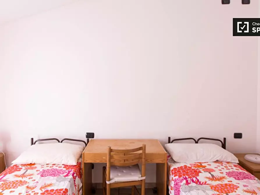 Immagine 2 di Camera condivisa in affitto  in Via Don Giovanni Minzoni a Sesto San Giovanni