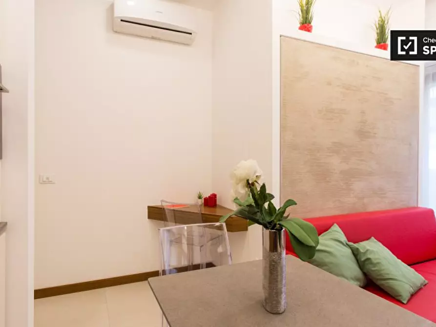 Immagine 7 di Ufficio in affitto  in Corso Italia a Milano