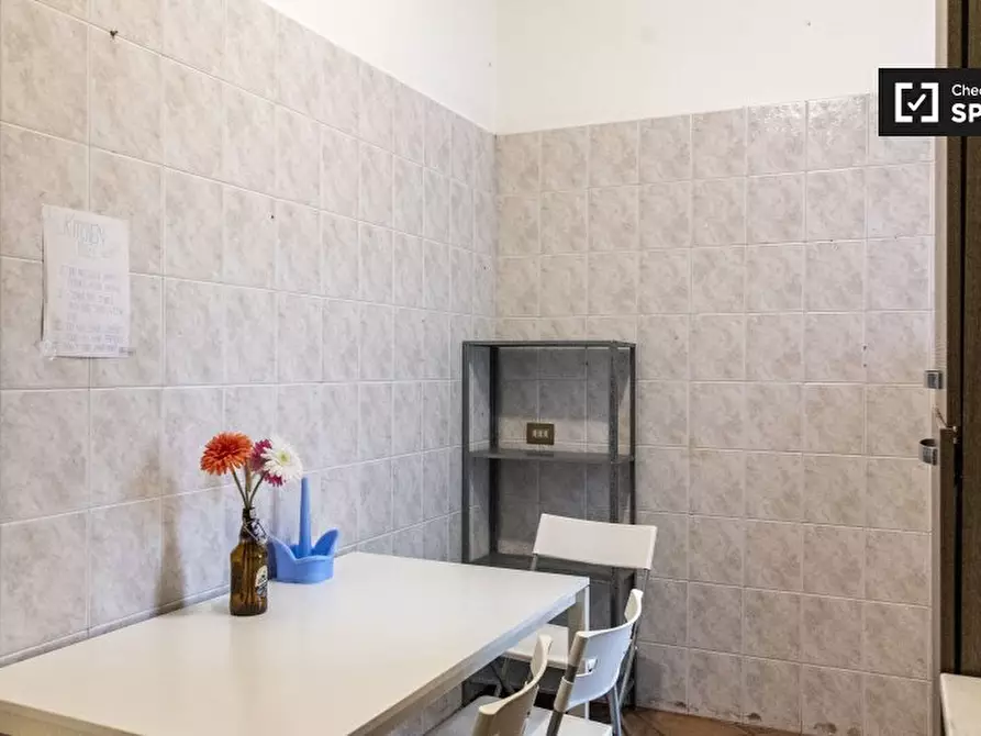 Immagine 6 di Camera condivisa in affitto  in Via Giulio Aristide Sartorio, 00147 Roma RM, Italy a Roma