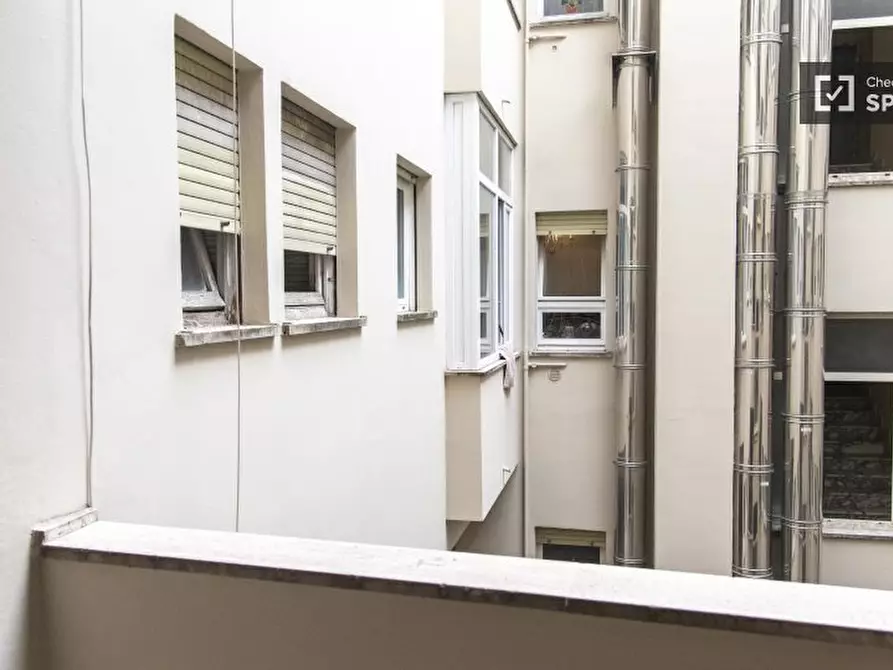 Immagine 9 di Camera condivisa in affitto  in Lungotevere di Pietra Papa a Roma