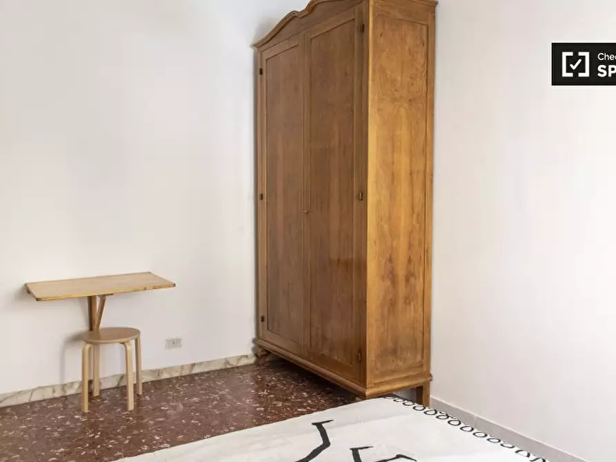 Immagine 4 di Camera condivisa in affitto  in Via Aurelia a Roma