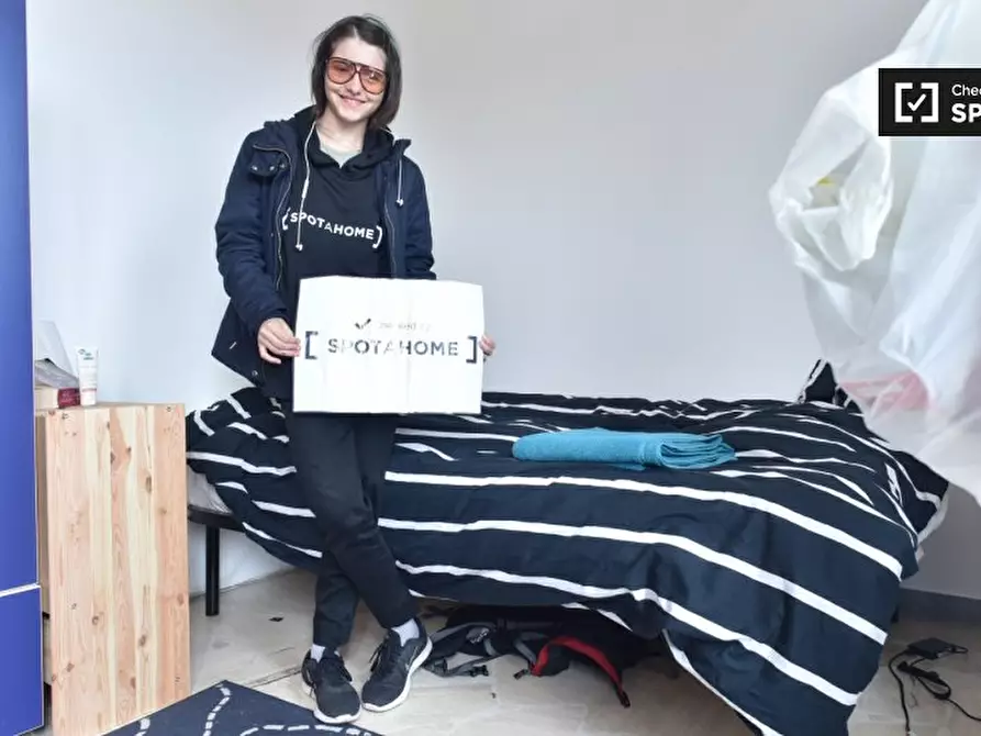 Immagine 17 di Camera condivisa in affitto  in Via Bernardo Minozzi a Roma