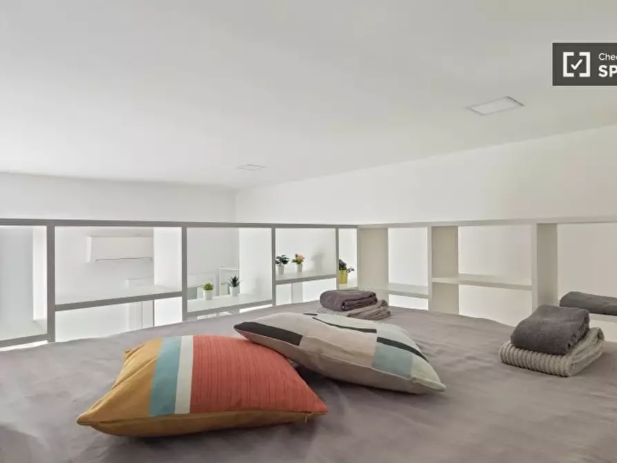 Immagine 11 di Ufficio in affitto  in Alzaia Naviglio Grande a Milano