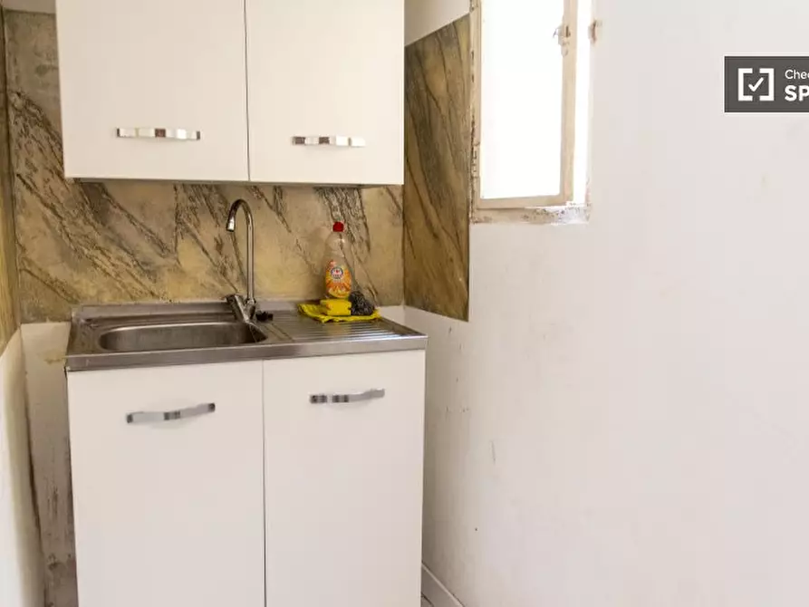 Immagine 11 di Ufficio in affitto  in Via Napoleone III a Roma