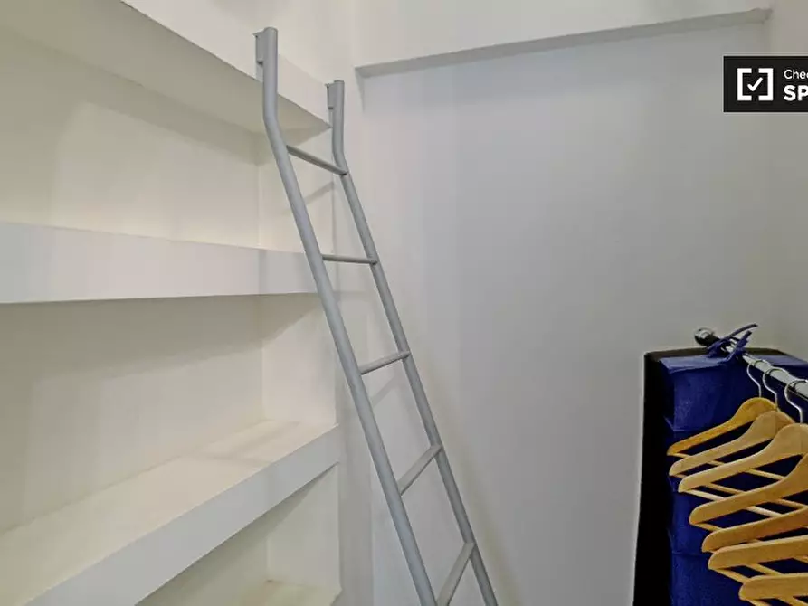 Immagine 19 di Appartamento in affitto  in Via Nicastro, 20137 Milano MI, Italy a Milano