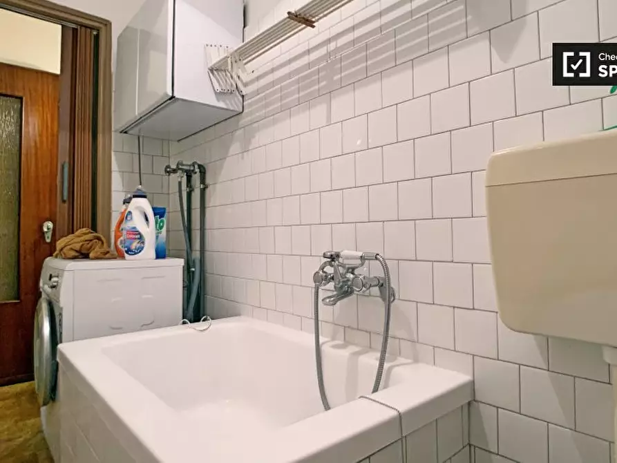 Immagine 19 di Camera condivisa in affitto  in Alzaia Naviglio Pavese, 20142 Milano MI, Italy a Milano