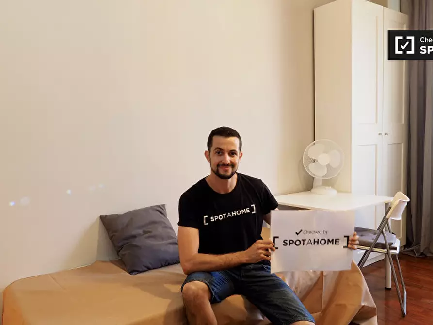 Immagine 7 di Camera condivisa in affitto  in Via Giacinto Bruzzesi a Milano