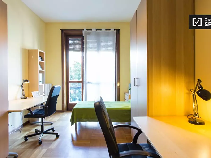 Immagine 3 di Camera condivisa in affitto  in Largo Isabella d'Aragona a Milano