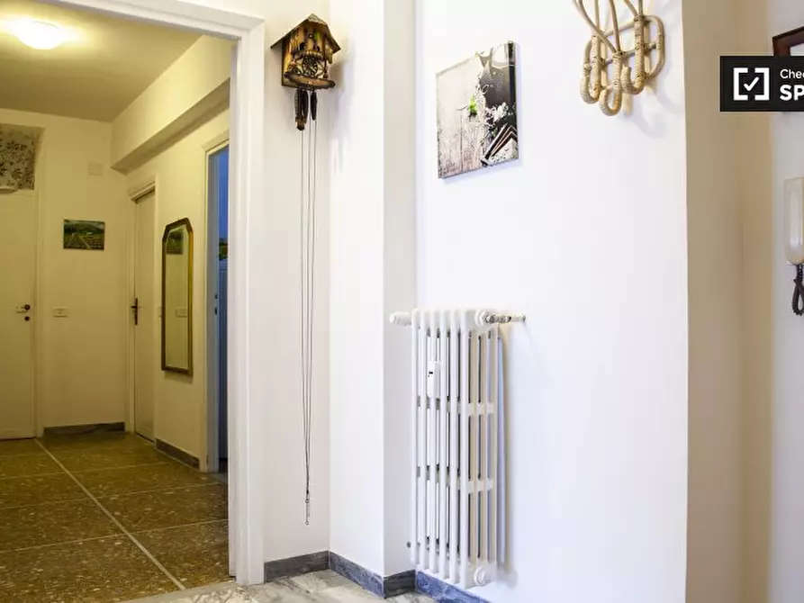 Immagine 15 di Camera condivisa in affitto  in Via Pietro Mengoli a Roma