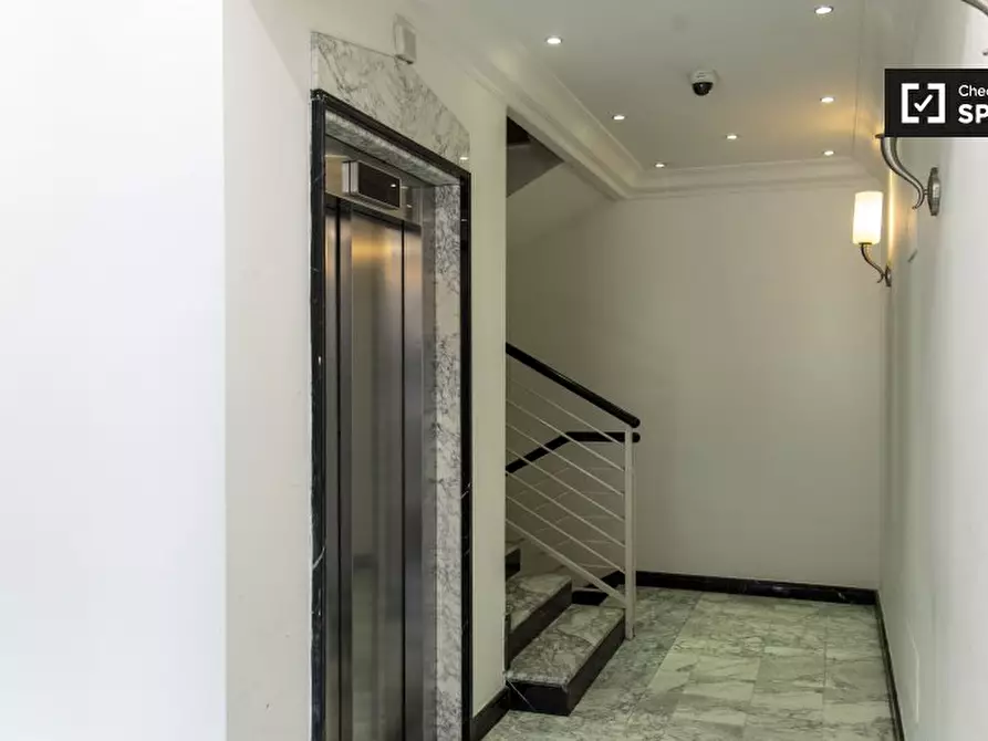 Immagine 19 di Appartamento in affitto  in Via Portuense a Roma