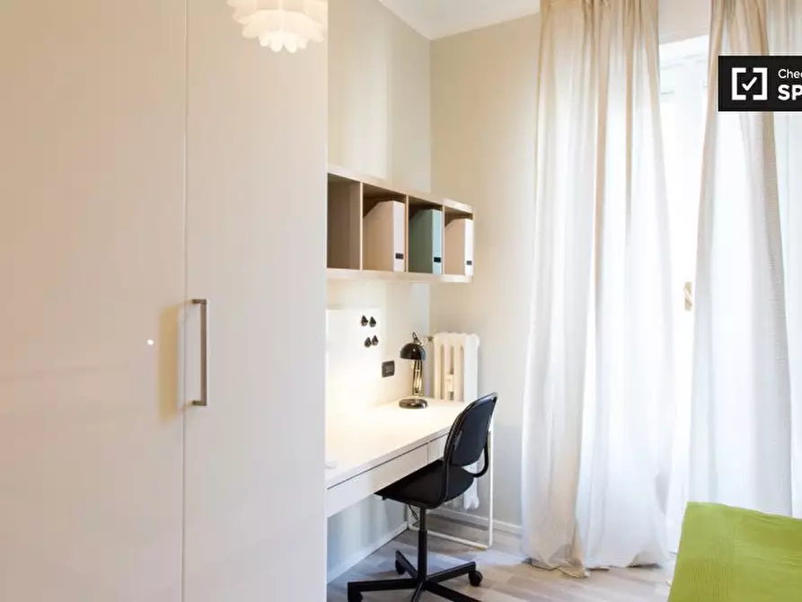 Immagine 2 di Camera condivisa in affitto  in Via Giovanni Pacini a Milano