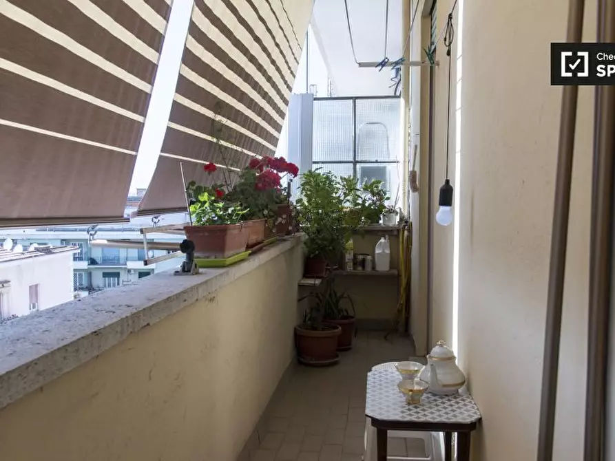 Immagine 8 di Camera condivisa in affitto  in Via Torri in Sabina a Roma