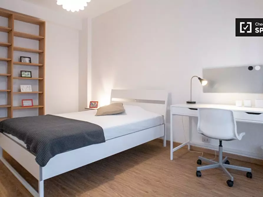 Immagine 3 di Camera condivisa in affitto  in Via Domokos, 20147 Milano MI, Italy a Milano