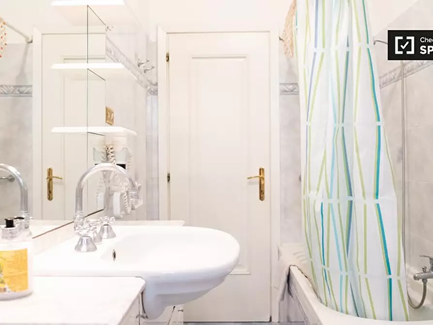 Immagine 15 di Appartamento in affitto  in Via Capitan Bavastro, 00154 Roma RM, Italy a Roma