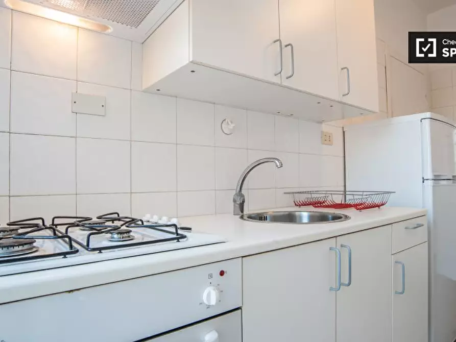 Immagine 3 di Appartamento in affitto  in Via Badia di Cava, 62, 00142 Roma RM, Italy a Roma