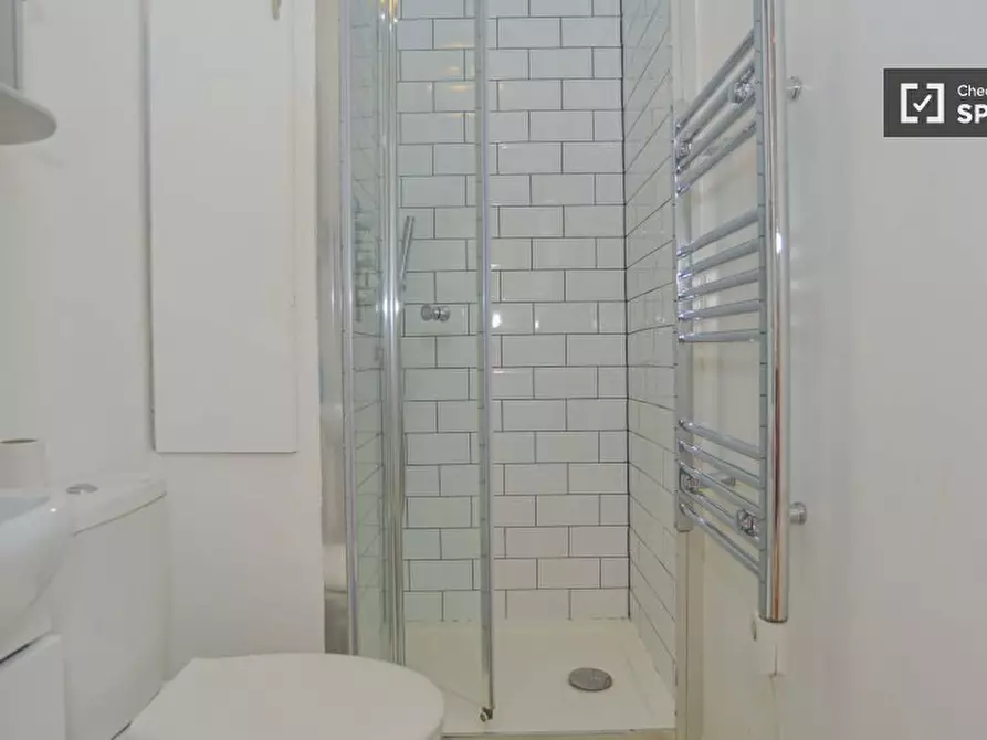 Immagine 6 di Appartamento in affitto  in Bowers Walk a East Ham