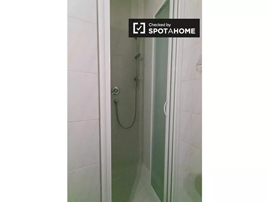 Immagine 12 di Camera condivisa in affitto  in Via delle Cave di Pietralata, 00157 Roma RM, Italy a Roma