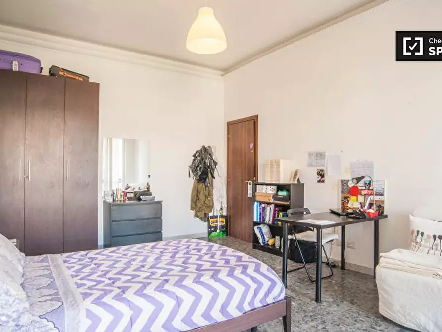 Immagine 3 di Camera condivisa in affitto  in Piazza San Giovanni Bosco a Roma