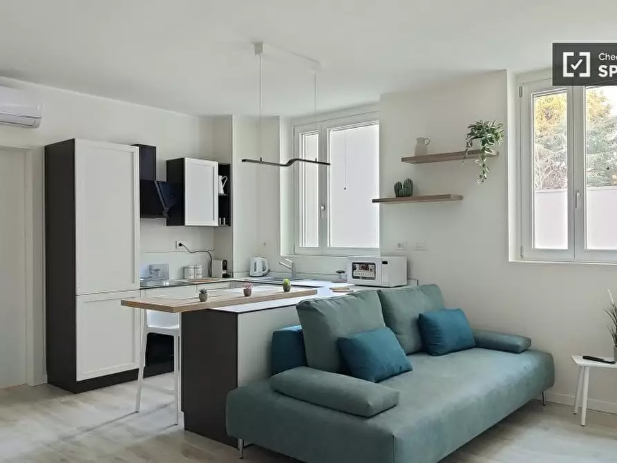 Immagine 1 di Appartamento in affitto  in Via Savona a Milano