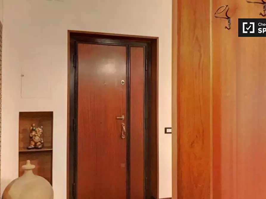 Immagine 9 di Camera condivisa in affitto  in Via Aquilonia, 00177 Roma RM, Italy a Roma