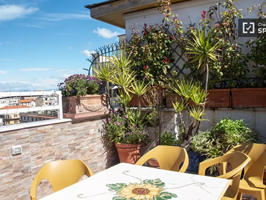 Immagine 10 di Appartamento in affitto  in Via Buccari a Roma