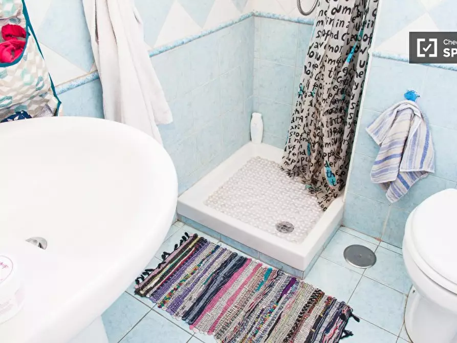 Immagine 8 di Camera condivisa in affitto  in Viale di Trastevere a Roma