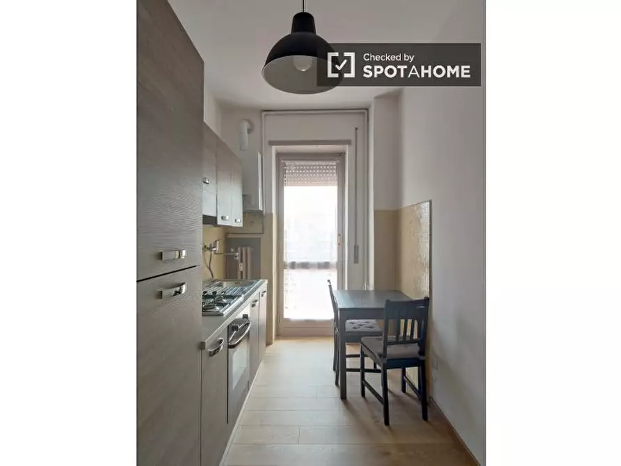 Immagine 9 di Camera condivisa in affitto  in Via Donatello a Milano