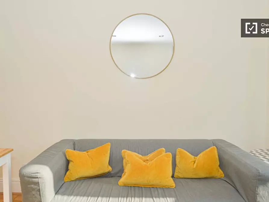 Immagine 4 di Appartamento in affitto  in C St Julian's Rd a Camden Town