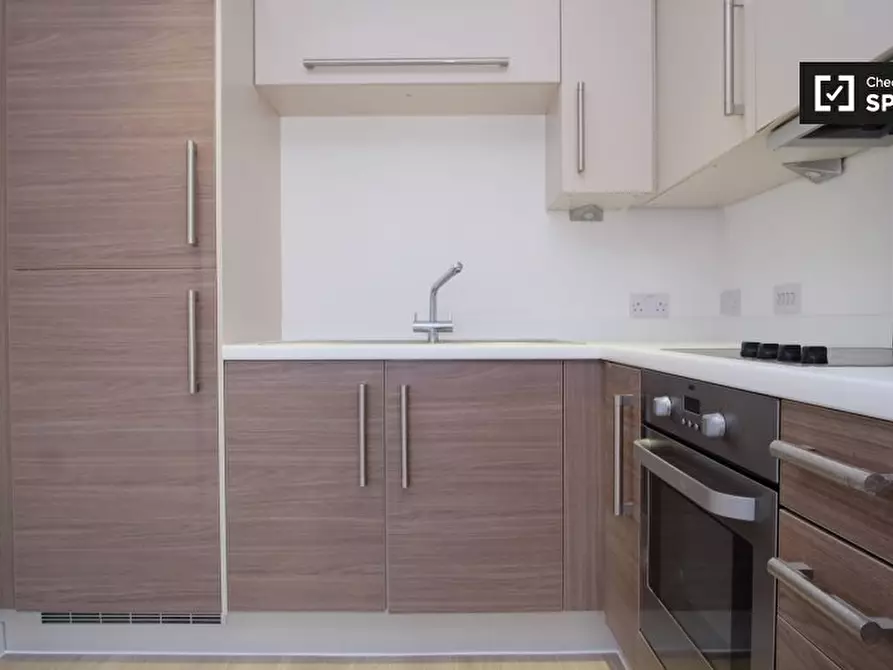 Immagine 10 di Appartamento in affitto  in Upper N St, Poplar, London E14, UK a Poplar