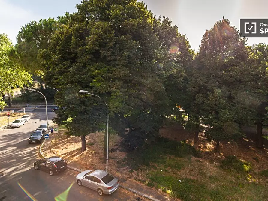 Immagine 12 di Appartamento in affitto  in Via Andrea del Castagno a Roma