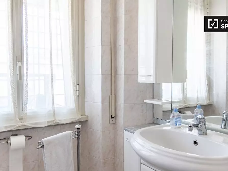 Immagine 16 di Camera condivisa in affitto  in Largo Giuseppe Veratti, 00146 Roma RM, Italy a Roma